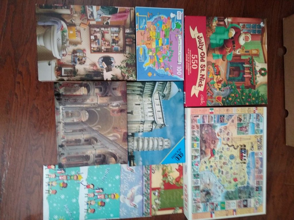 Puzzles, candle, small Christmas wrap, stuffed animals