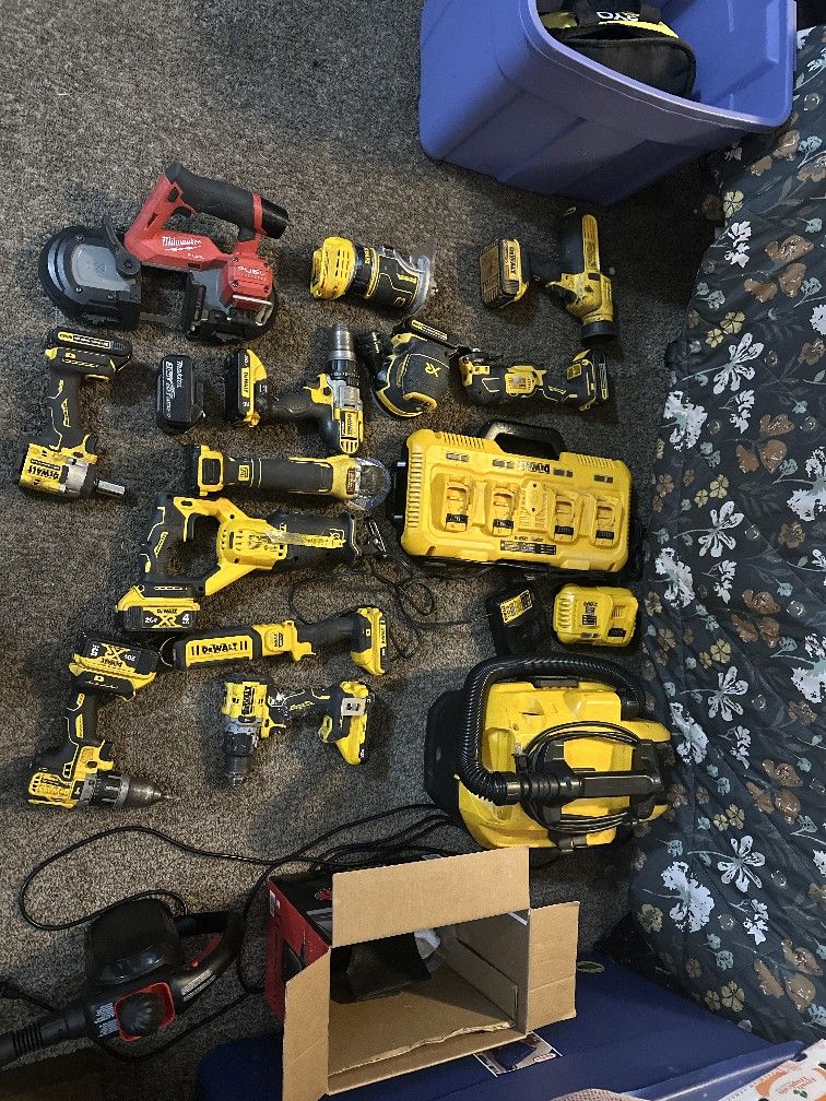 Huge Lot Of DEWALT power Tools 