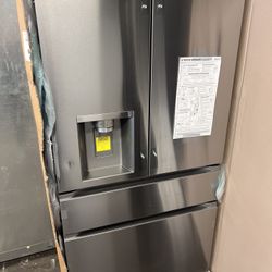 New Lg Four Door Stainless Steel Refrigerator In Stainless Steel 