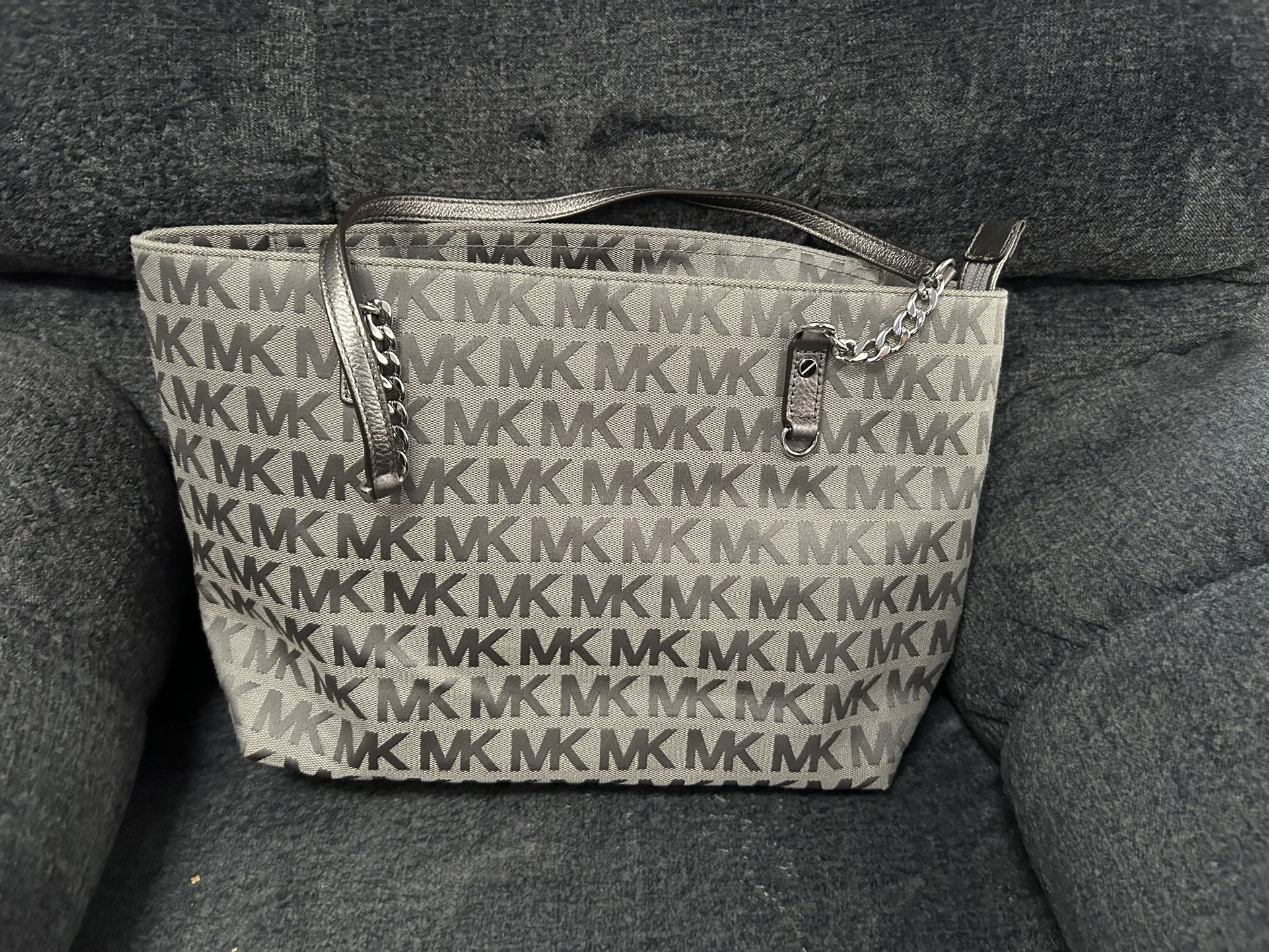 Michael Kors Purses(2)