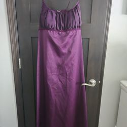 Size 16 Or 18 Satin Formal Dress With Small Spot To Be Drycleaned
