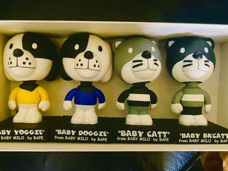 A Bathing Baby Milo Figurines