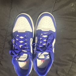 Nike Dunks 