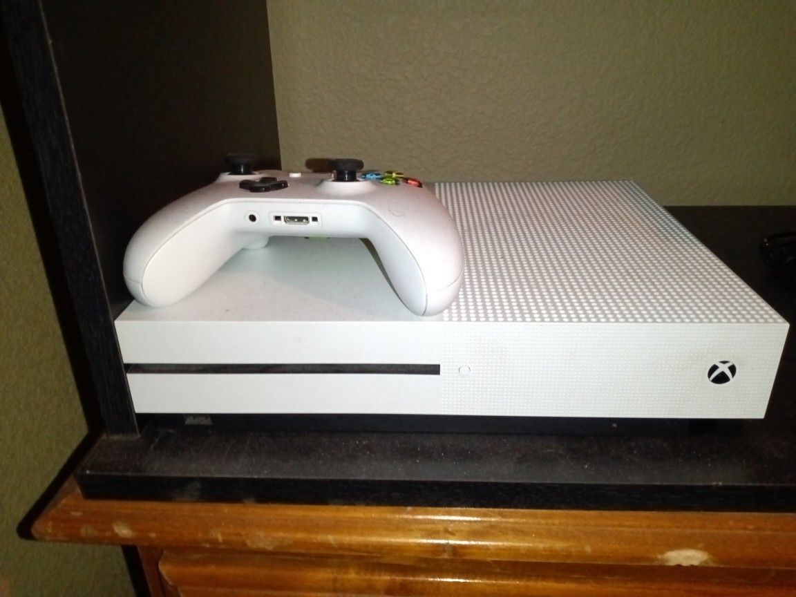 Xbox One S for Sale in Las Vegas, NV - OfferUp