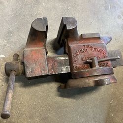 Vintage bench vise