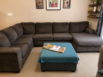 Large L Shaped Sectional Couch