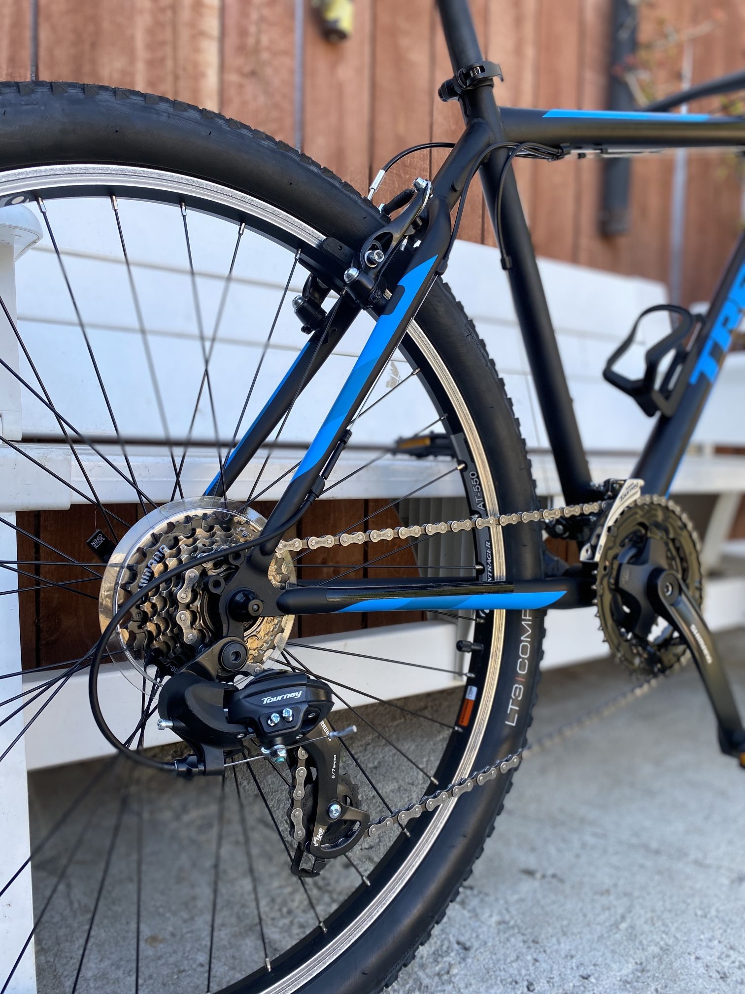 trek 820 mountain bike for sale