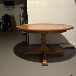 Solid oak Table