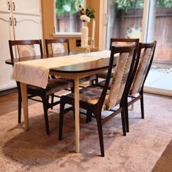1950's Vintage Table And Chairs