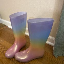 rain boots 