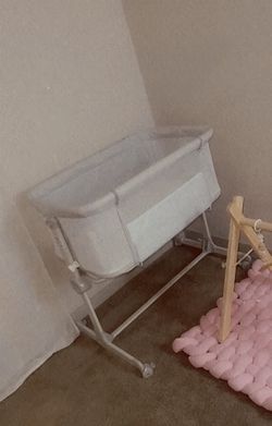 Baby Bassinet On Wheels