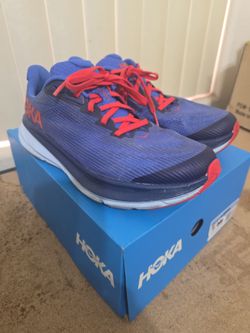 Hoka One One Clfton 9