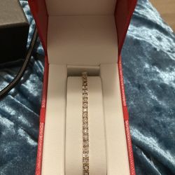 1ct Diamond Tennis Bracelet - Brand New -$700 OBO