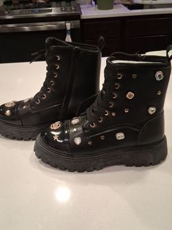 Woman's boots