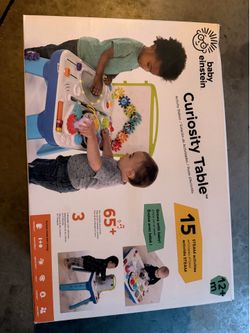 Kids toy - curiosity table