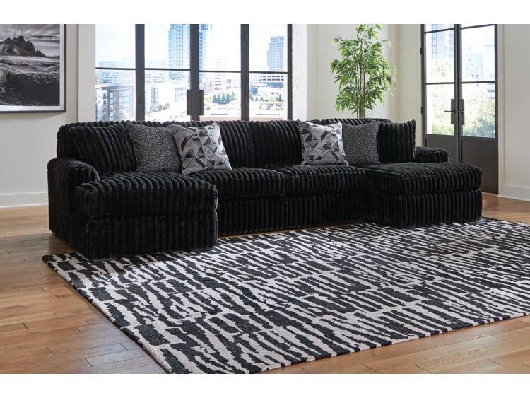 3- Piece Sectional Black 