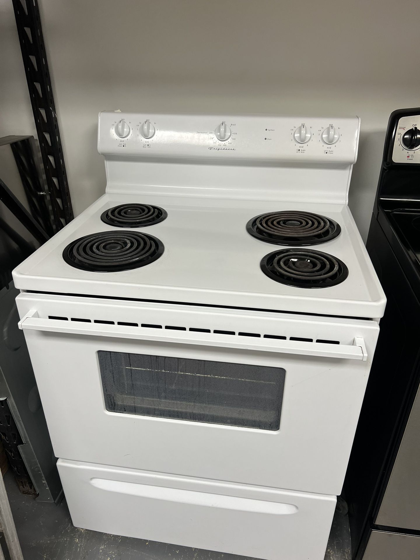 Electric Stove 30 “ Wides 