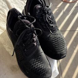 Nike AirMax 270