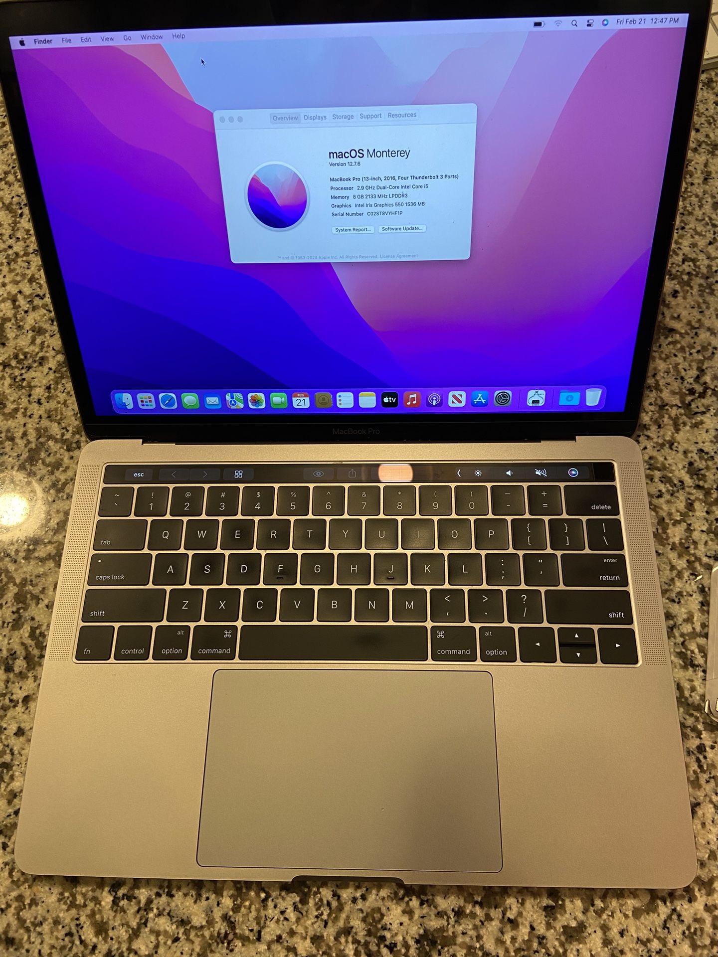 2016 MacBook Pro 13-inch Four Thunderbolt 3 Ports 8gb Ram 2.9ghz i5 Processor 500gb Ssd Touchbar