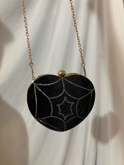Vintage dainty back heart-shaped purse
