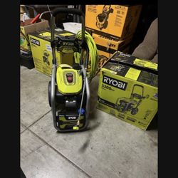 PRESSURE WASHER WITH HONDA ENGINE