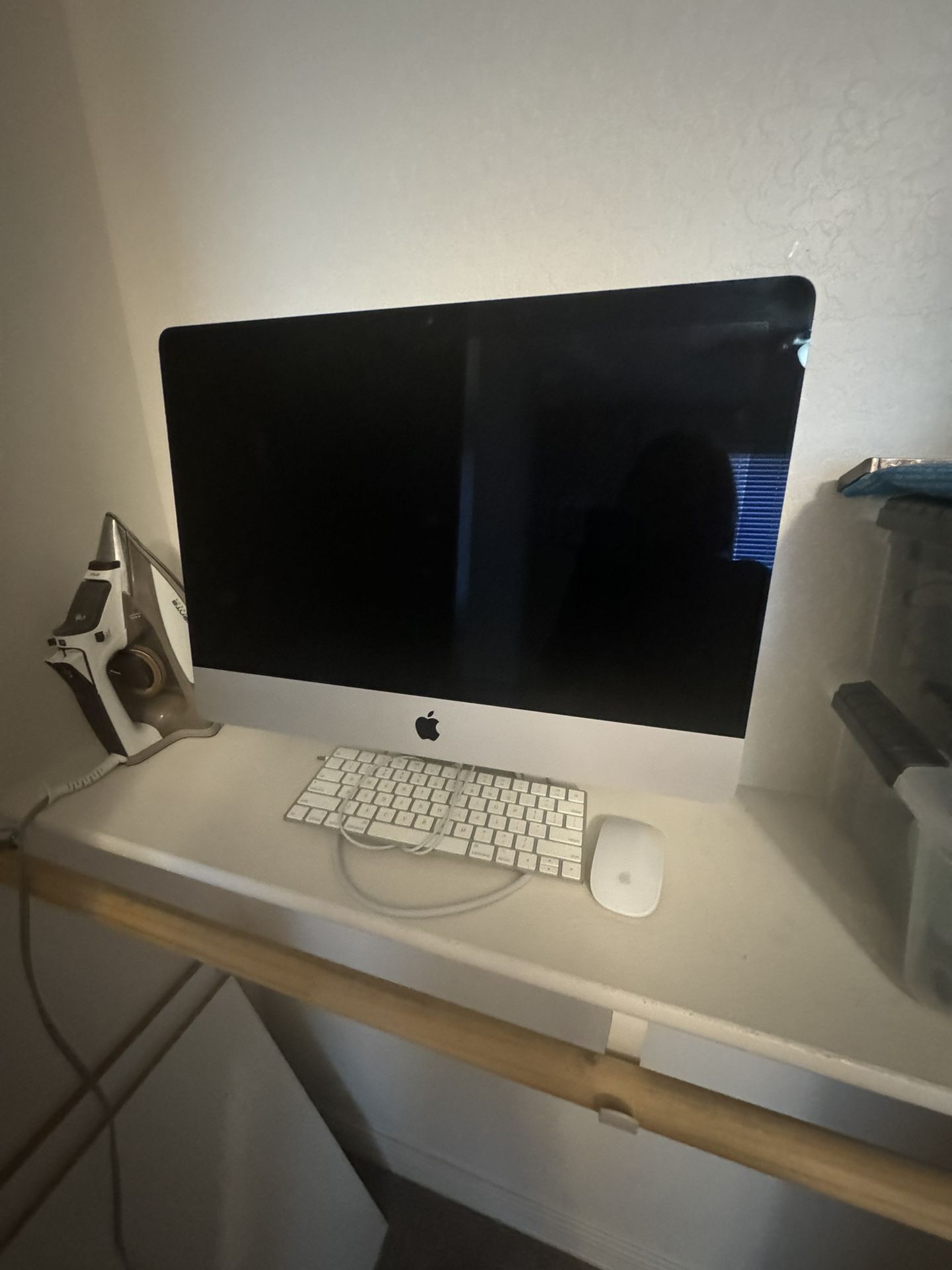 Apple iMac A1418 21.5 Intel I 5