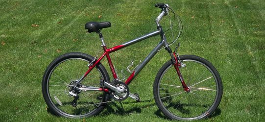 JAMIS EXPLORER 2.0 - COMFORT BIKE - MEDIUM SIZE FRAME - TUNED