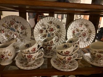 Johnson Brothers Devon Sprays China Set