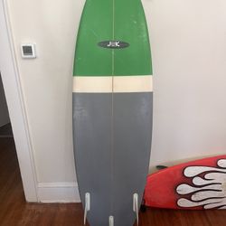 Surfboard 6.5’