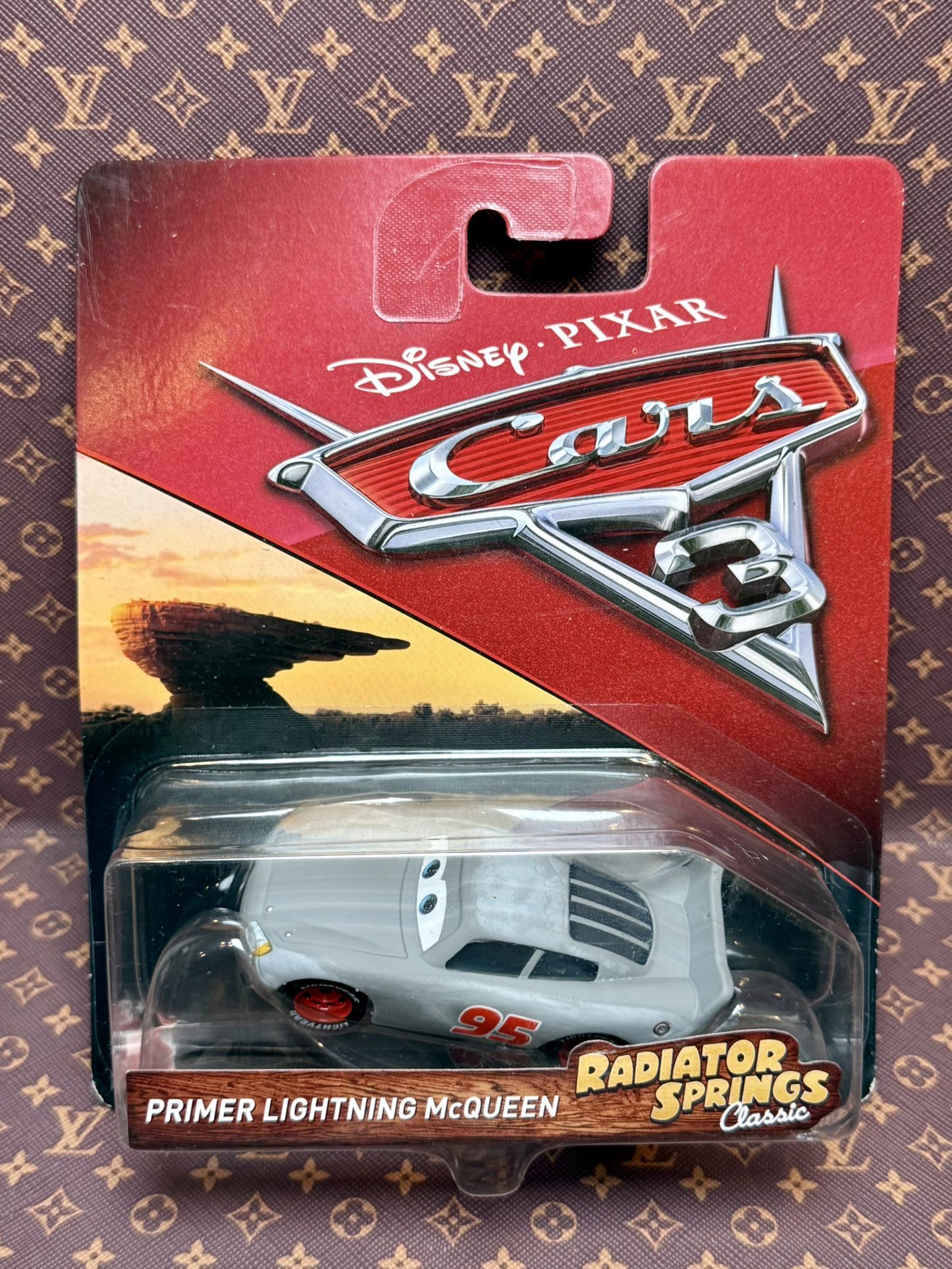 Disney Pixar Cars Primer Lightning McQueen Cars 3 Radiator Springs Gray Stinky