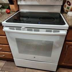 GE  Range electric