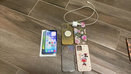 iPhone 12 64GB Unlocked In Great Condition