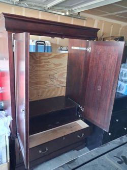 Nice cabinet