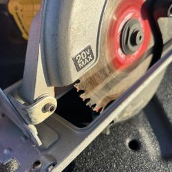 20v cordless Skil saw