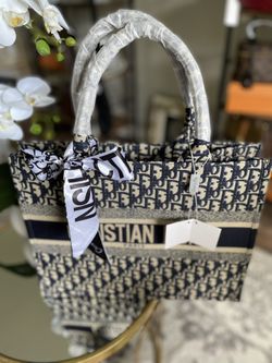 Med Tote