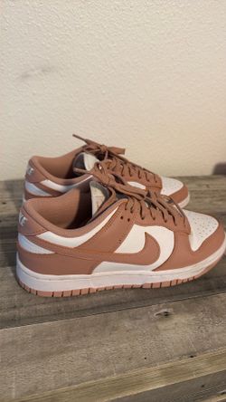 Rose Pink Nike Dunks
