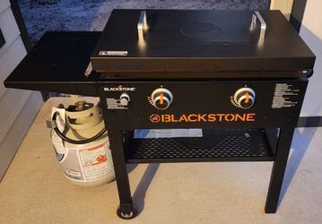 Blackstone 2-Burner Outdoor Flat Top Griddle