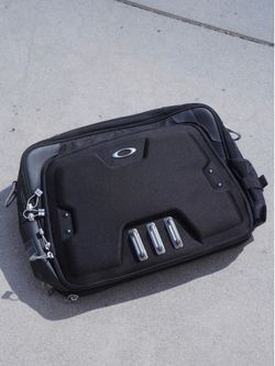 OAKLEY Home Office Briefcase Sink Tactical Field Gear Black Bag