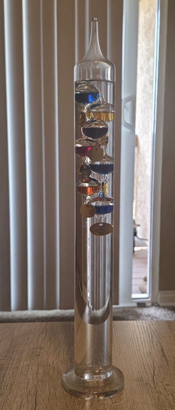 Galileo Thermometer – 6 Bulbs – Works Great