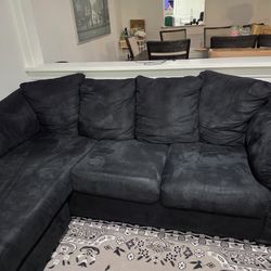 Darcy sectional sofa