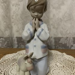 Lladro Spain #6582 “Bless Us All” Boy In Bedtime Prayer Porcelain Figurine 
