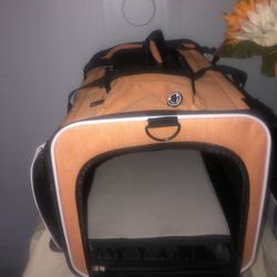 Pet carrier travel Backpacks for small dog/cat  / Jaula/ bolso para perros o gatos sizes CH