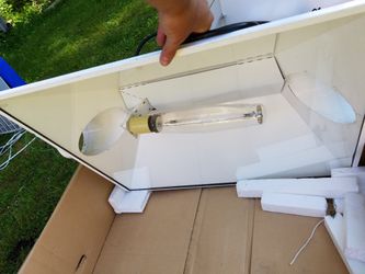 Grow room stuff hps carbon filter fans hood ballast