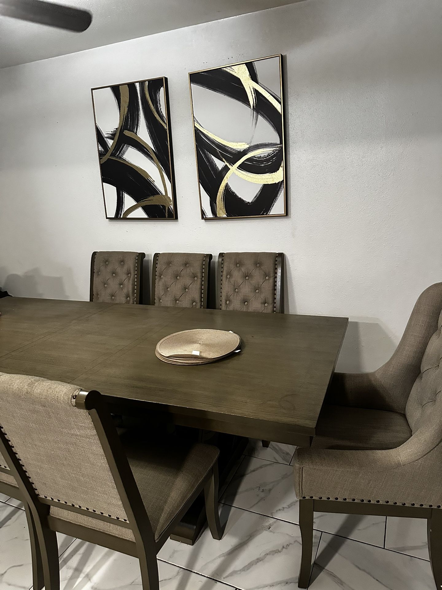 Dinning Table (Extension)