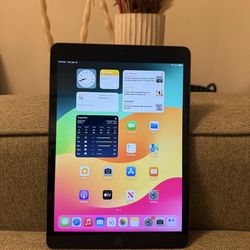 Apple iPad (7th Gen) 32GB - Space Gray