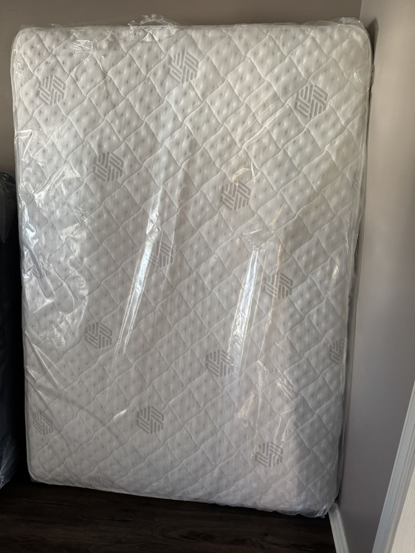 Full Queen And Box Spring