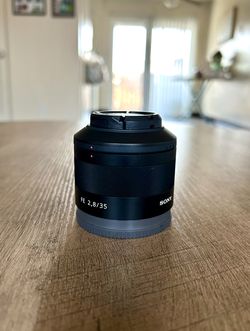 Sony Sonnar FE 35mm F2.8 | Zeiss Full Frame Lens