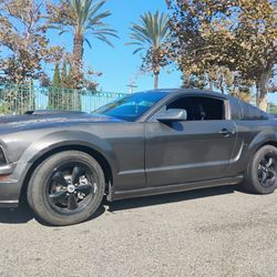 2006 Ford Mustang
