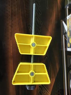 Adjustable camper tire chock