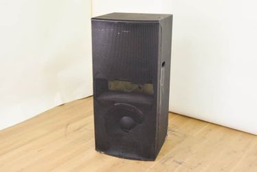 JBL Dual 18” Subwoofer SP128S￼